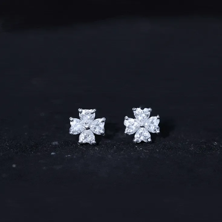 1 CT Heart Shape Moissanite Flower Stud Earrings