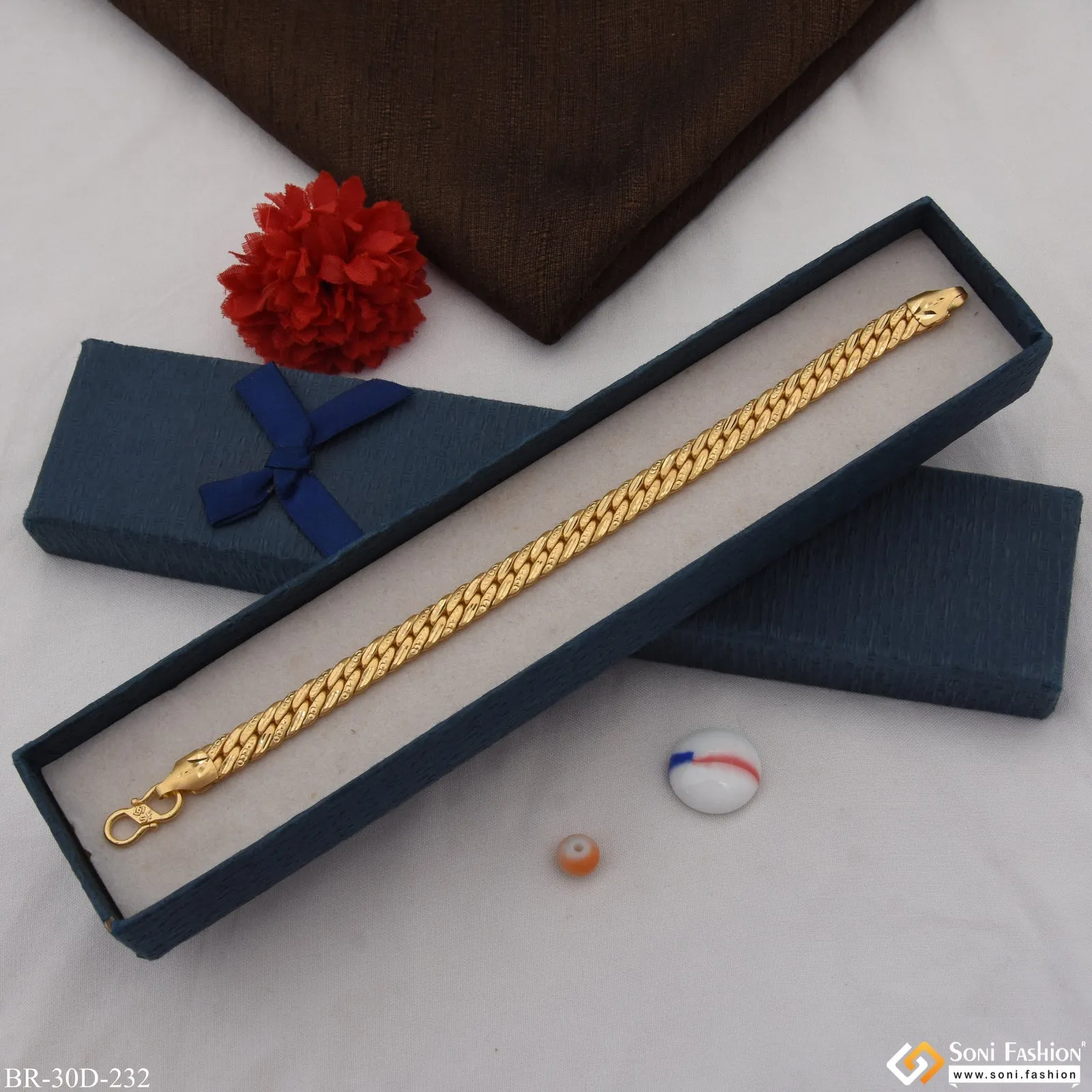 1 Gram Gold Plated Link Awesome Design Bracelet for Men - Style D232