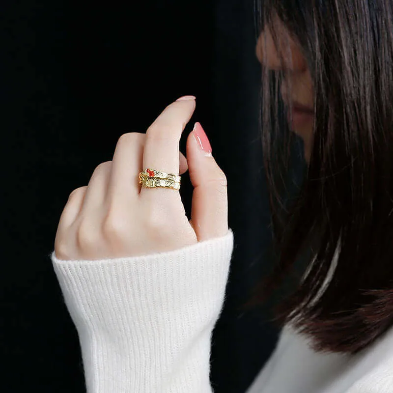 925 Silver Texture Irregular Red And Blue Zircon Ring