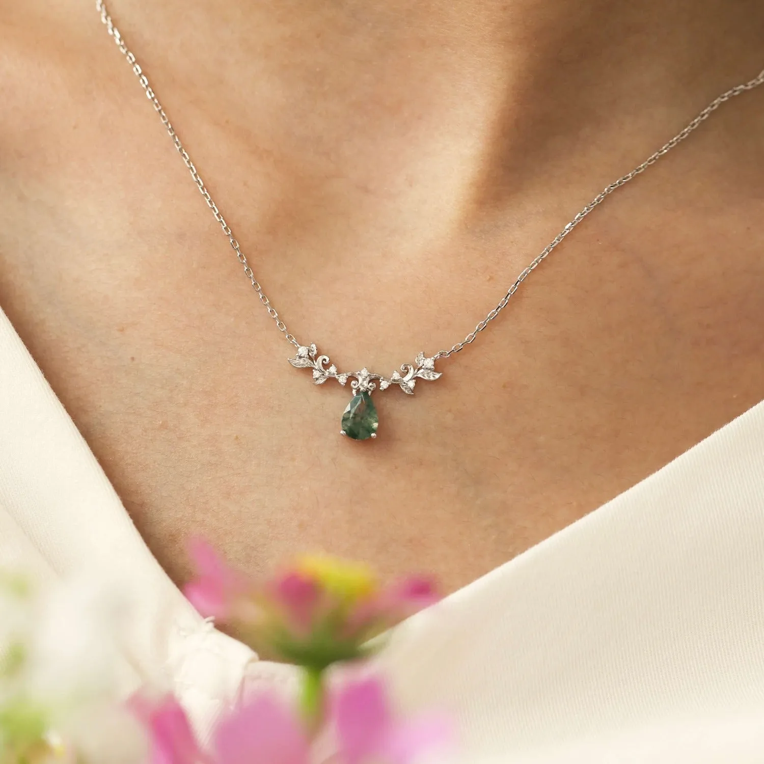 Foliage Whispers Necklace and Leafy Cascades Moss Agate Earrings Set