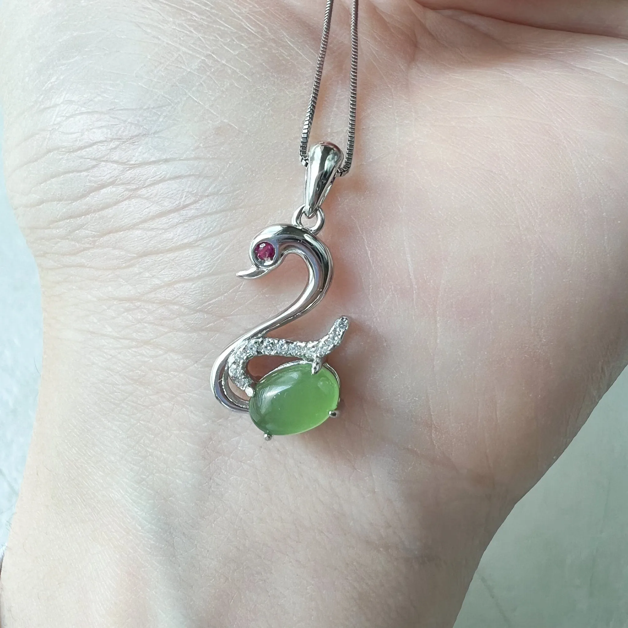 Green Nephrite Jade Swan Sterling Silver Necklace, HST-0722-1668705081