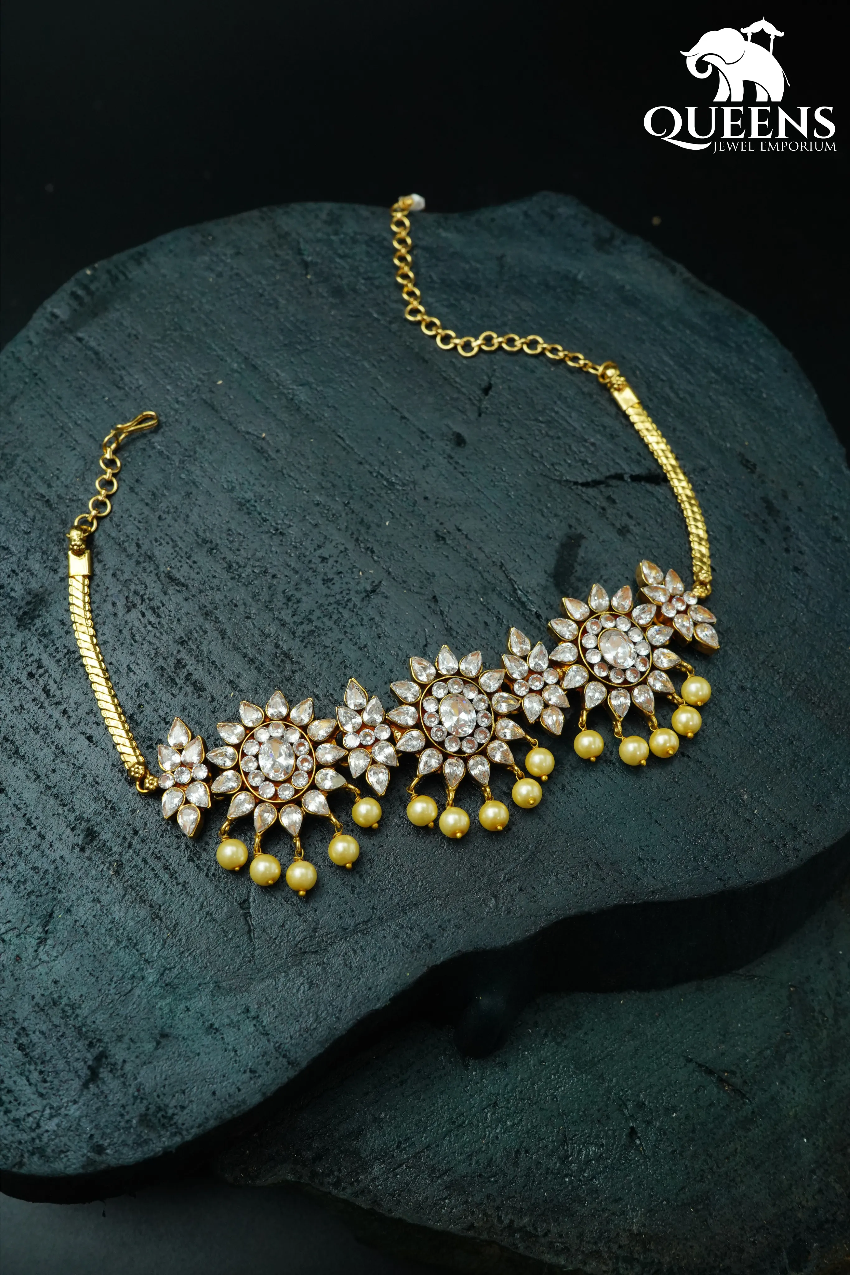 HEERA MUHURTHAM LOOK