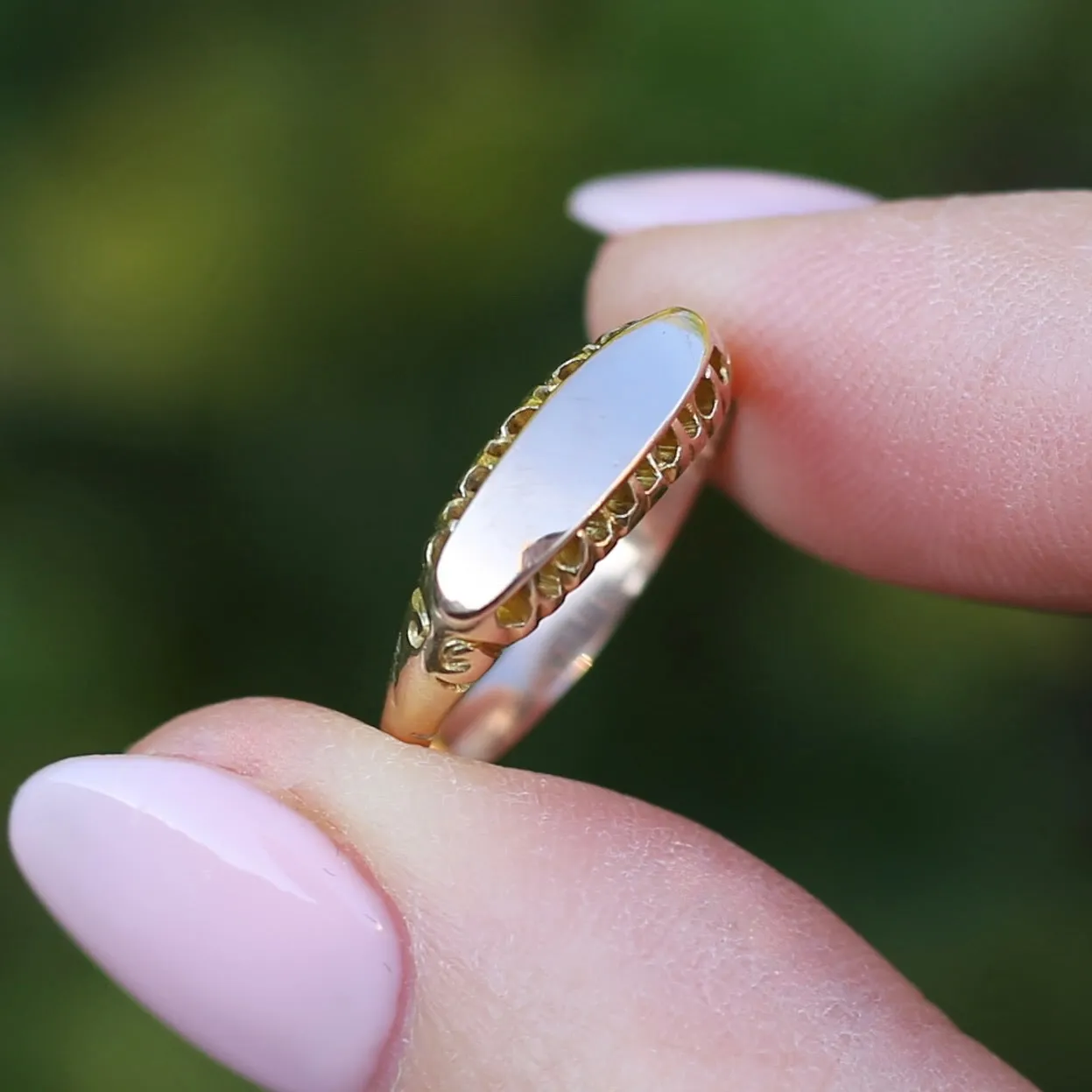 London Bridges Style Signet ring in 18ct and 9ct Gold, size N1/2 or 7