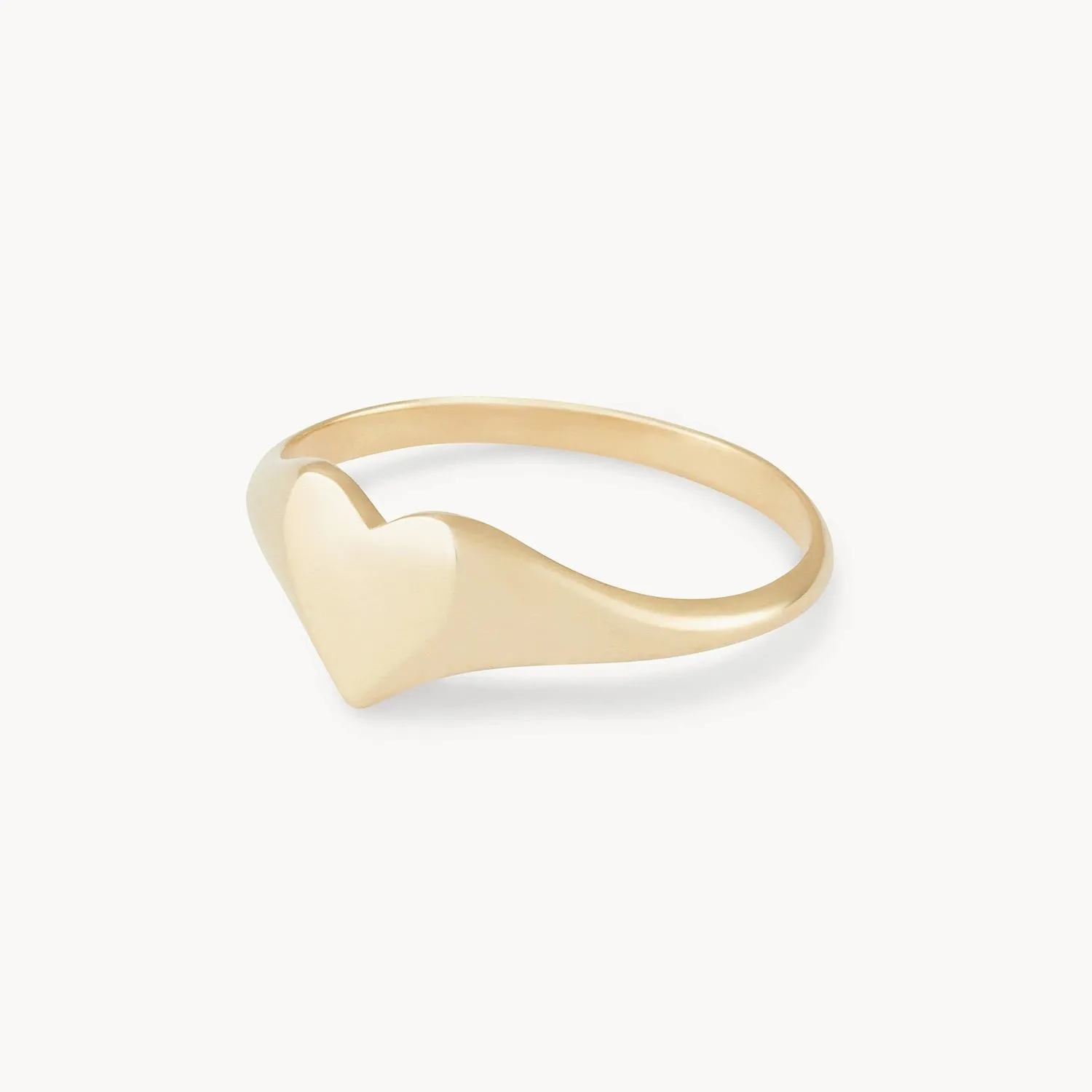 Lovely heart signet ring - 14k yellow gold