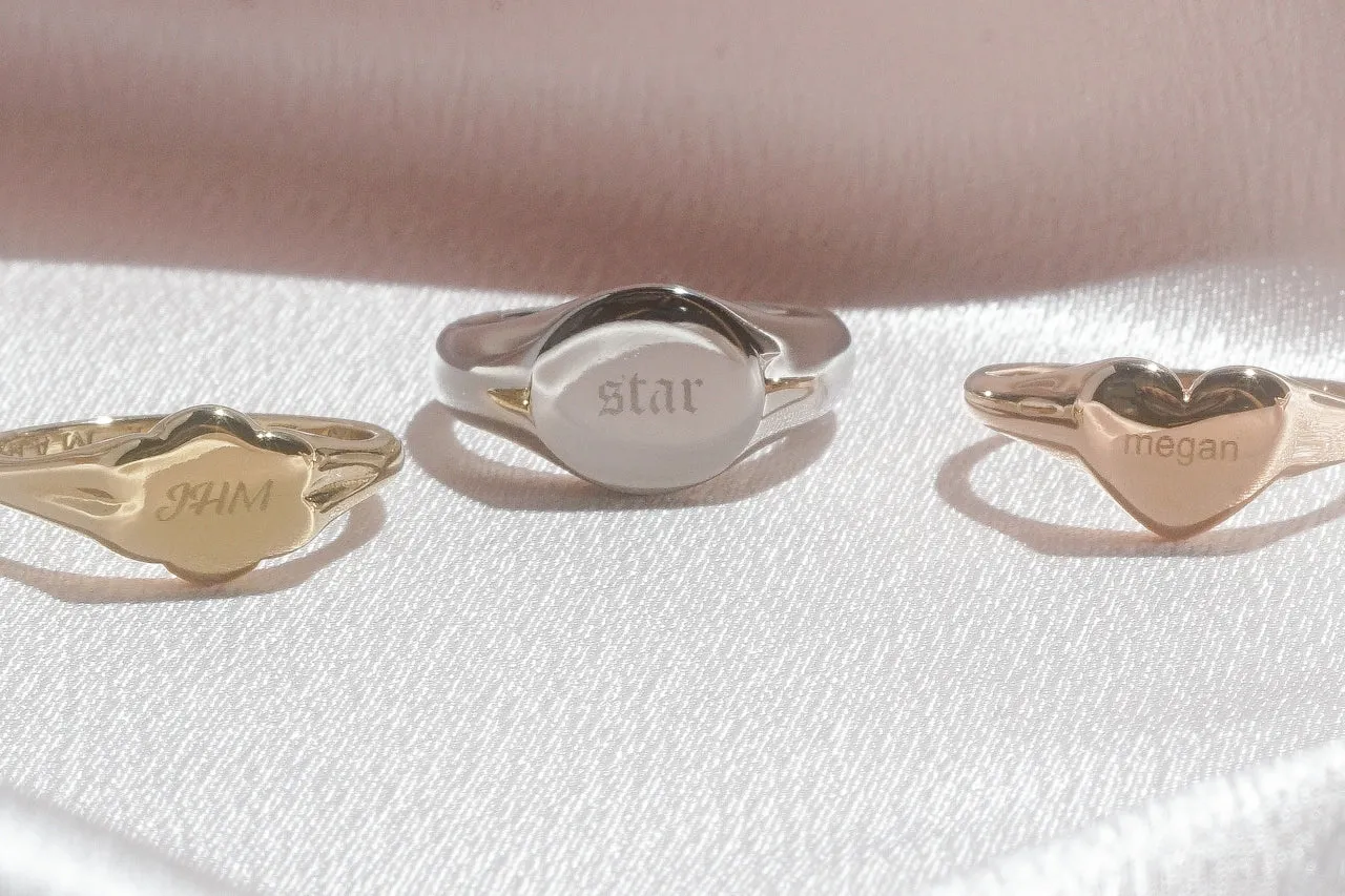Oval Classic Signet Ring