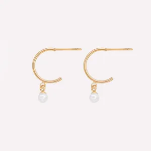 PEARL DANGLE HUGGIE HOOP EARRINGS IN GOLD