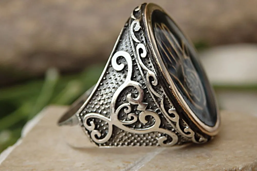 Silver hand ring