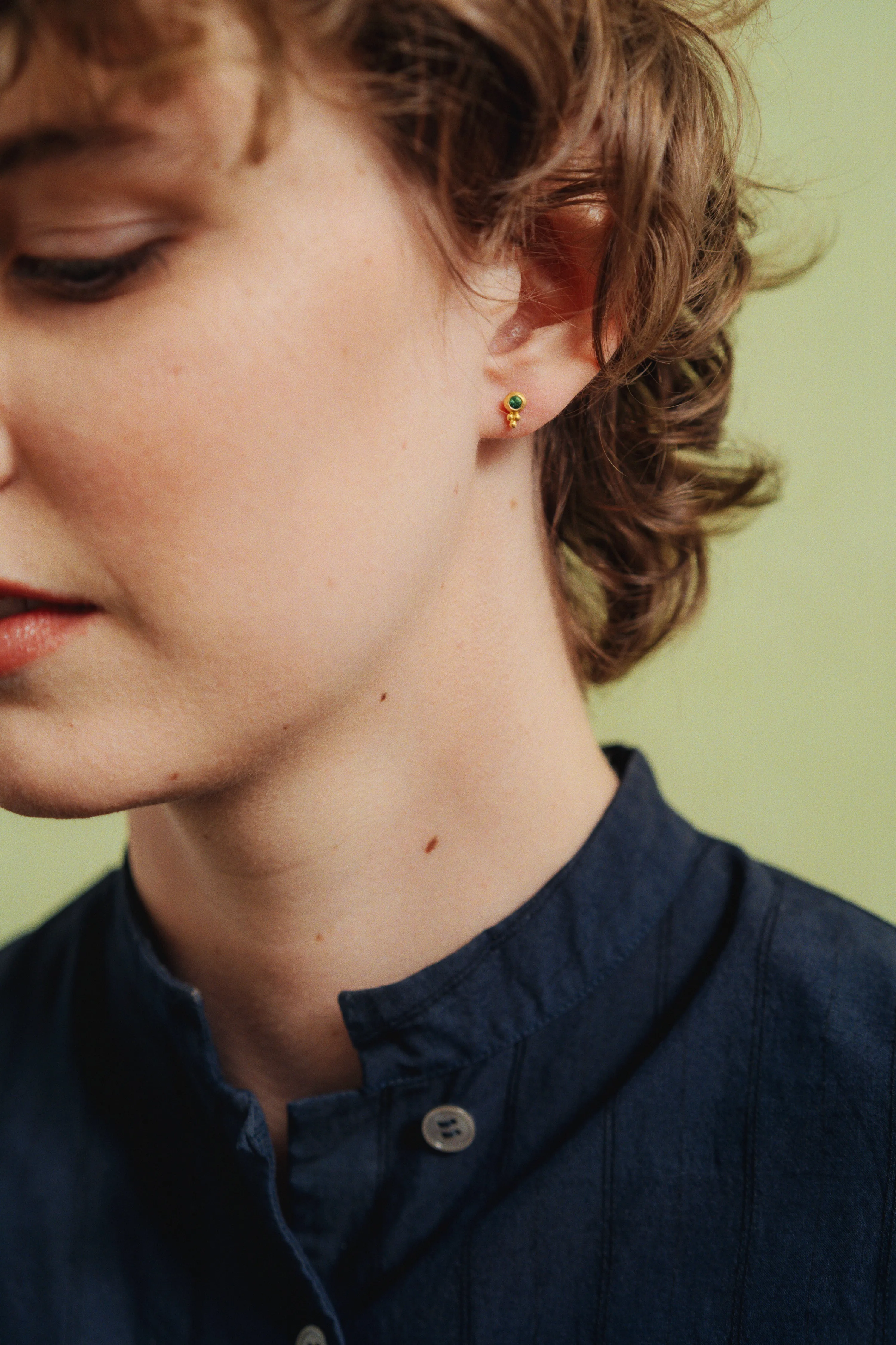 Small Emerald Lentil-Shaped Bulla Earrings