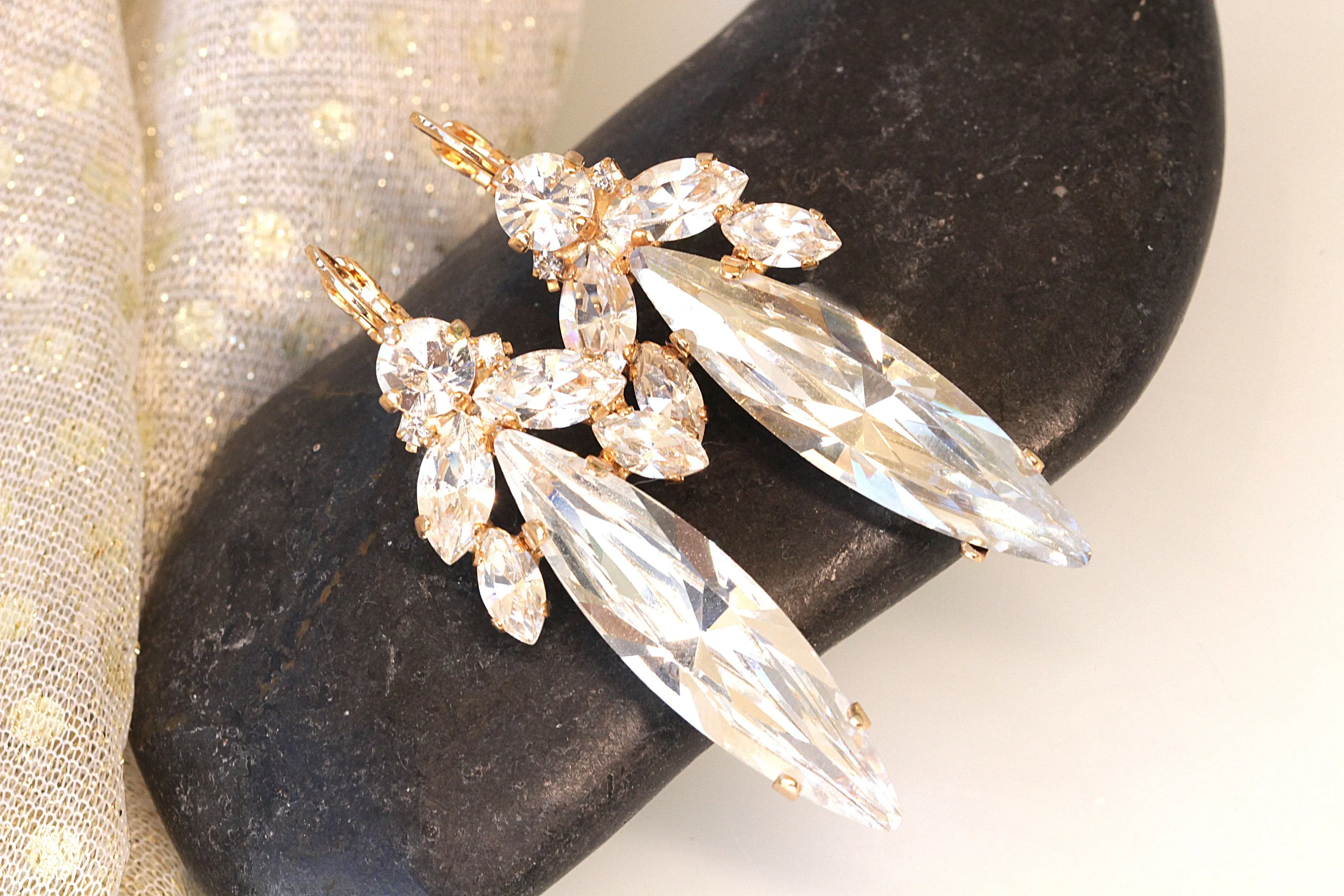 STATEMENT BRIDAL EARRINGS