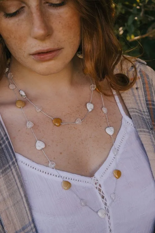 Xander Kostroma Yellow Jade, Howlite & Quartz Heart Necklace – 120 cm Silver Chain – Healing Crystals for Stress Relief, Calm & Balance – Ideal for Wellness & Spiritual Growth