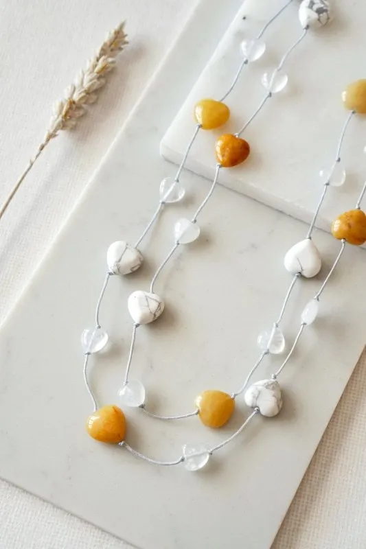 Xander Kostroma Yellow Jade, Howlite & Quartz Heart Necklace – 120 cm Silver Chain – Healing Crystals for Stress Relief, Calm & Balance – Ideal for Wellness & Spiritual Growth