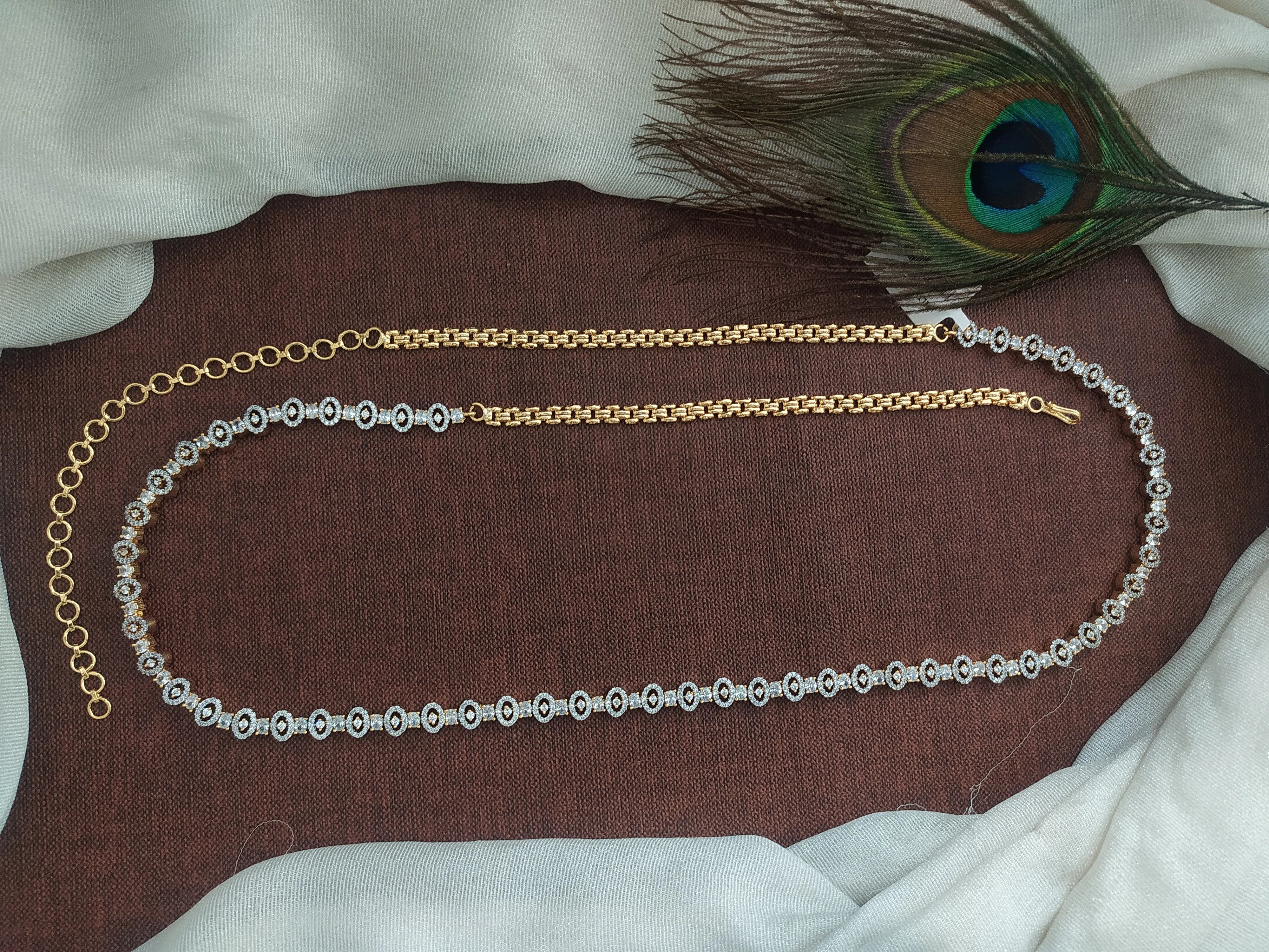 Zircon Hip Chain With Polish of Rose Gold, Gold, and Silver